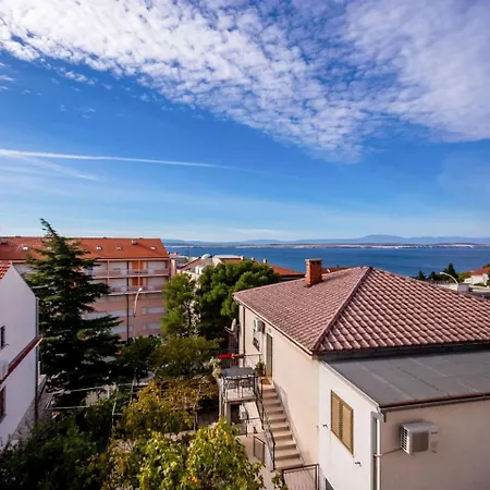 Apartment In Croatia Near Sea & Pool