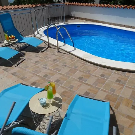 In Croatia Near Sea & Pool Crikvenica