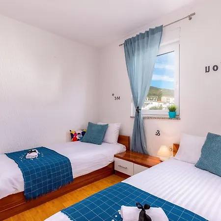 Adorable With Sea View Crikvenica