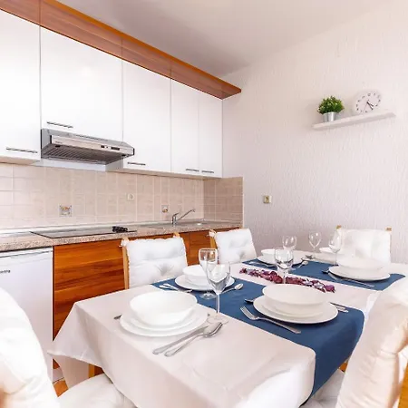 Apartment In Croatia Near Sea & Pool *